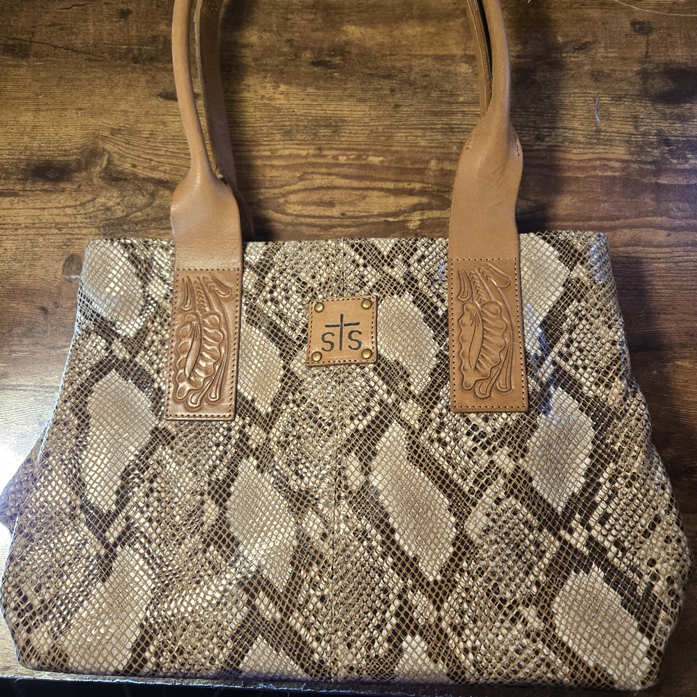 STS Ranchwear Brown and Tan Snake Pattern Tote